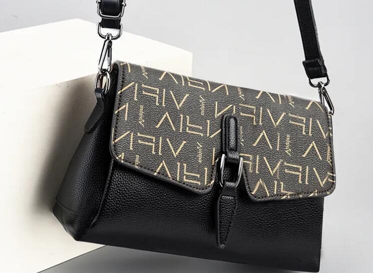 yearcon是什么牌子的包包