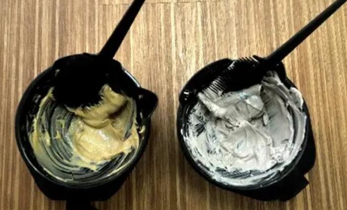 染发剂防沾素是先用还是后用