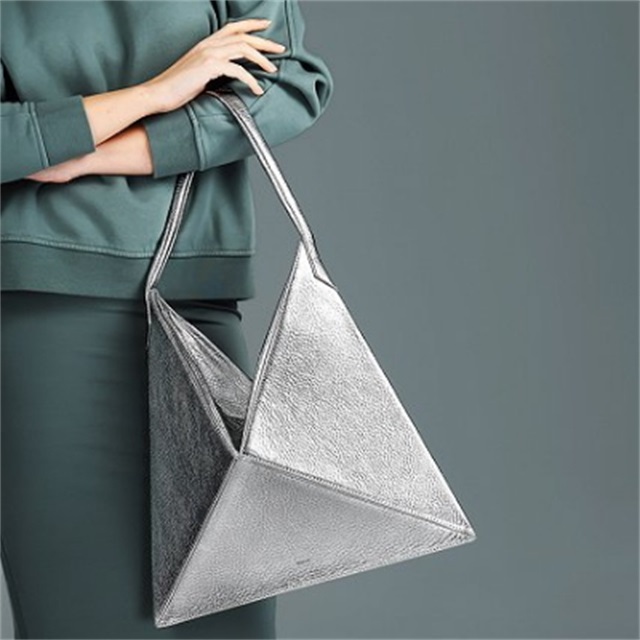 达到祛除晒后斑的目的，日晒斑能够彻底祛除吗