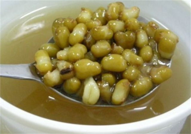 以下几种，有效的治疗雀斑方法是有哪些呢