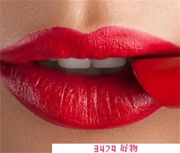 黑皮素颜必入的口红颜色，黑皮肤适合什么颜色的口红