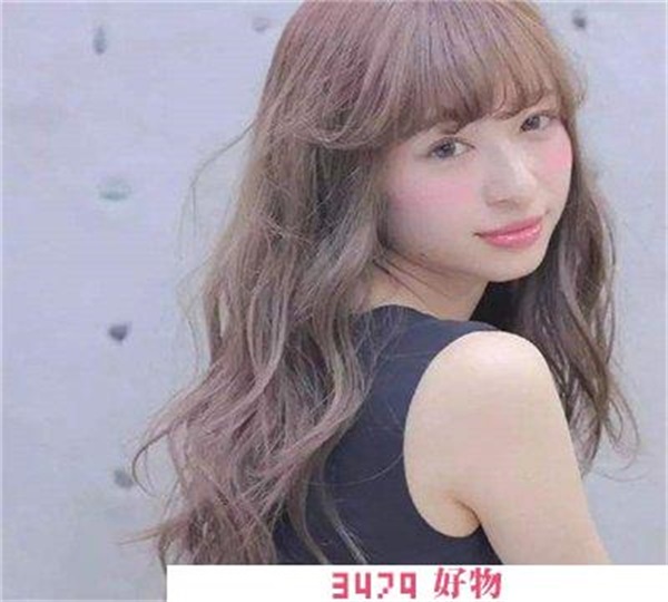 黄黑皮适合的染发，黄黑皮肤适合染什么颜色的头发