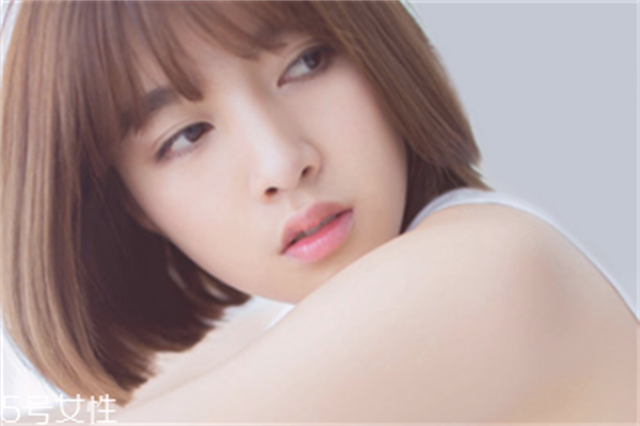 适合方脸的发型女图片2022，方脸女生适合什么发型