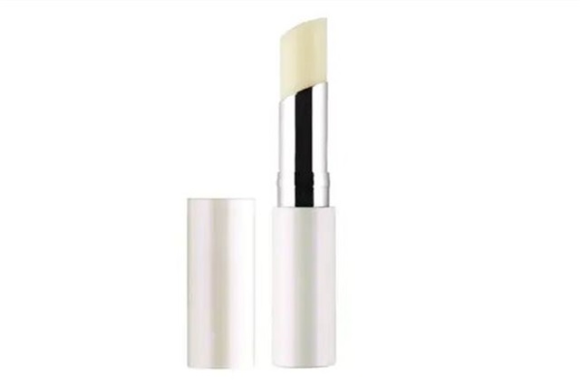 唇膏每天都要用吗，唇膏会有依赖性吗