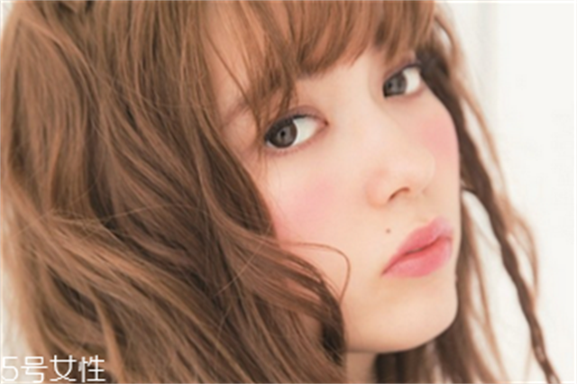 2022流行唇妆，2022最流行的唇妆画法