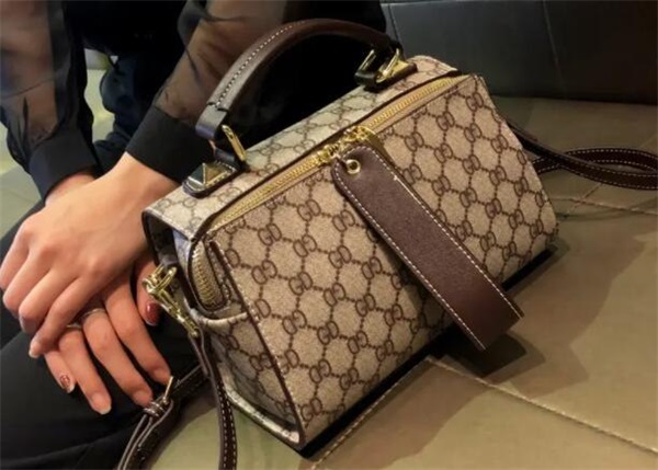 香港it是什么牌子的包包