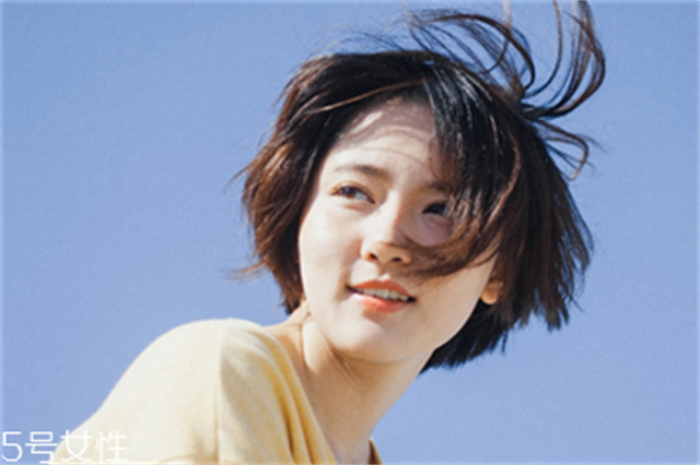 2022夏季流行的女生发型，2022女生流行发型图片