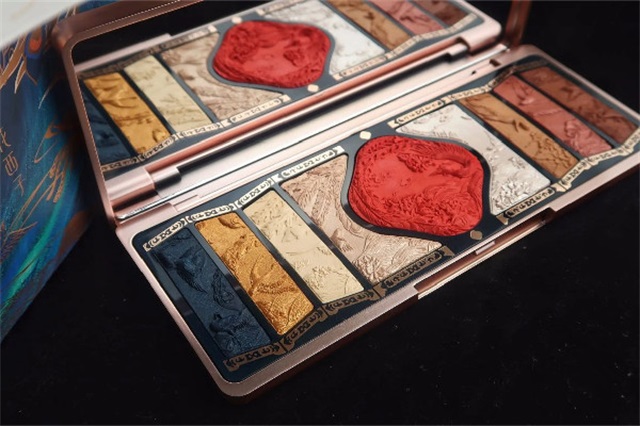 花西子眼影盘怎么搭配，花西子眼影盘怎么样