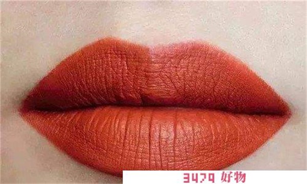 口红脏橘色适合什么肤色，橘色口红适合什么肤色的人