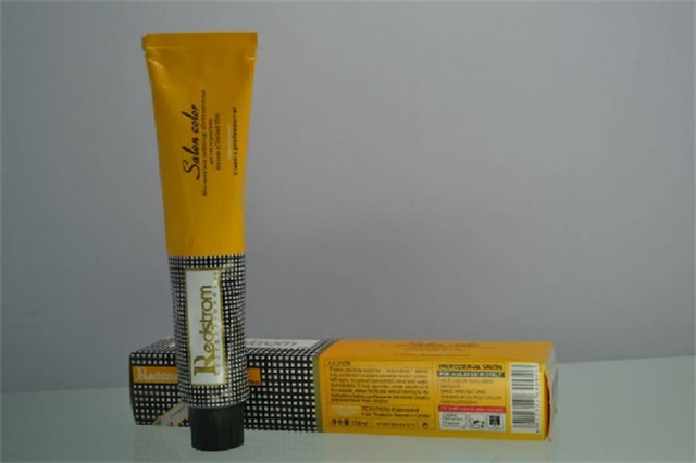 染发膏和染发剂哪个危害小，染发膏和染发剂有什么区别