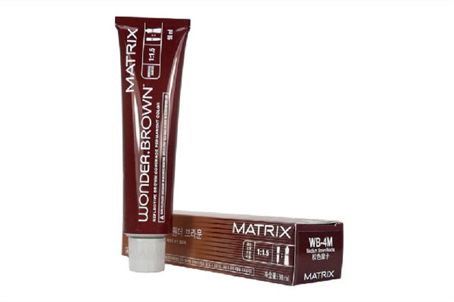 染发膏怎么用步骤，染发膏在头发上停留多久会效果好