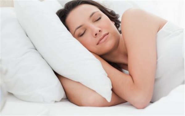 脸颊长痘痘怎么办，六大因素导致脸颊长痘