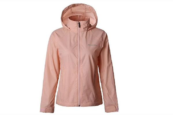 防晒衣颜色怎么选，防晒衣买黑的还是白的