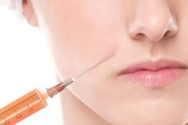 玻尿酸填充下巴后多久就不肿胀了，玻尿酸填充下巴大概多少钱