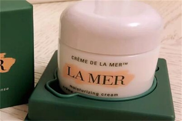 保湿面霜哪个牌子的效果好，这四款面霜滋润又保湿抗衰美容