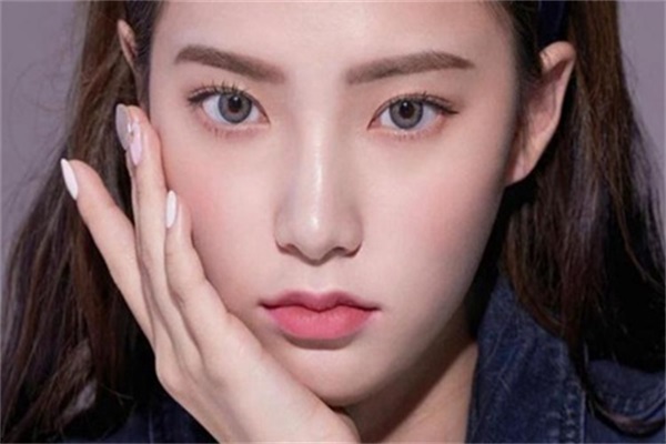 韩国彩妆教程大全，甜酷风妈生脸新手小白推荐