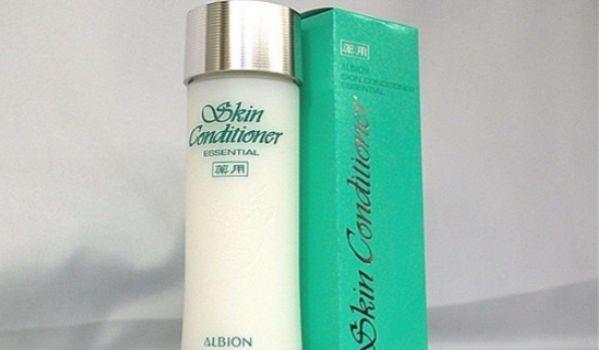 油皮夏天用什么水乳，油性痘肌适合用的水乳