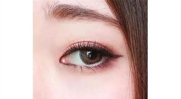 约会妆怎么画，约会妆容步骤及技巧