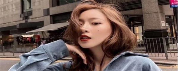 有很多白发，每月染一次对身体有害吗