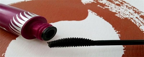 女人不同妆效应如何选择睫毛膏
