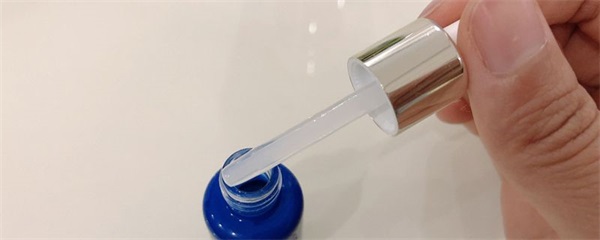 熊果苷原液和水乳的使用步骤