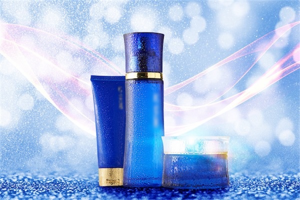 涂抹面膜和无泡洗面奶有什么区别