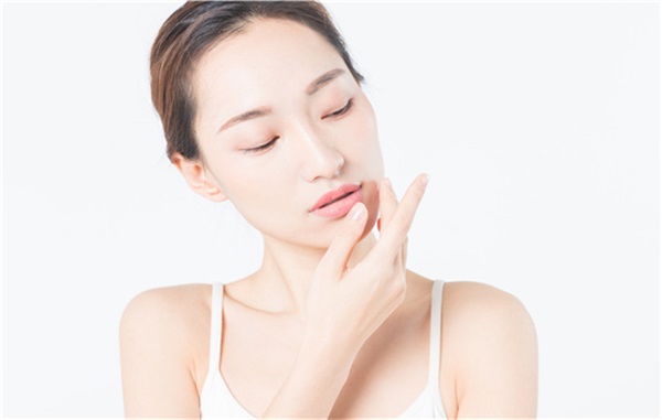 女性身体晒黑了怎么快速变白