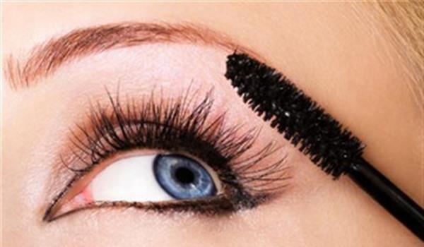 没有睫毛夹怎样使睫毛卷翘的7个小窍门