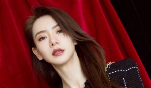 美瞳不用护理液可以吗