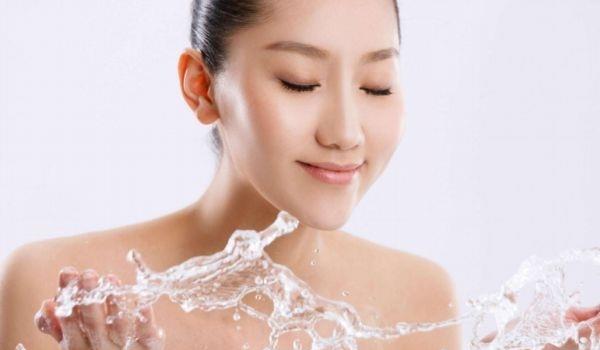 如何紧致脸部皮肤，脸部皮肤紧致护理方法