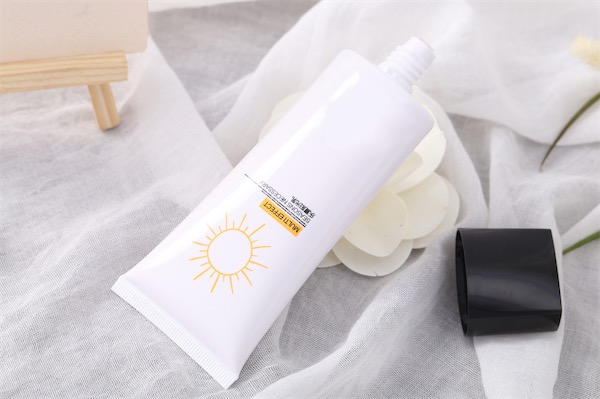 皮肤松弛可不可以用清洁霜