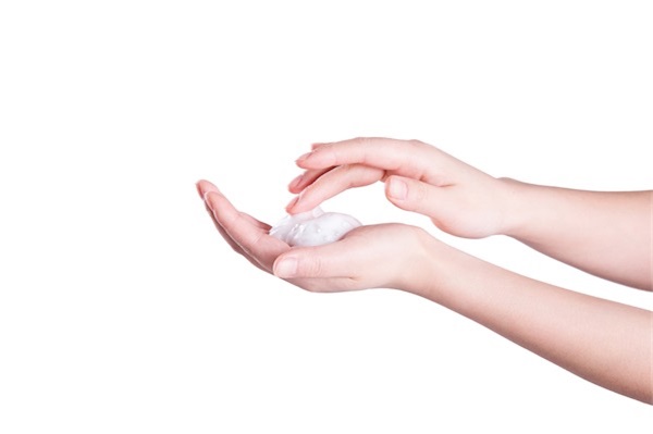 洁面凝胶能解决皮肤泛黄吗