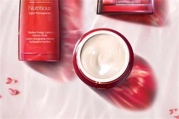 皮肤保湿可以用日霜吗