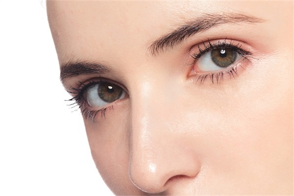 大小眼适不适合画日系妆