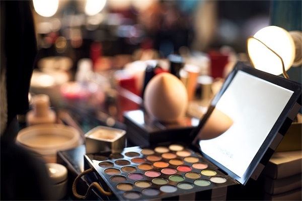 彩妆要用腮红粉吗