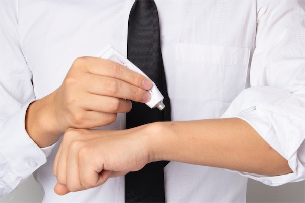 角质膏和按摩霜有什么区别