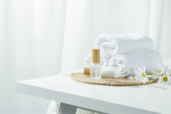 洁面凝胶和润肤乳可以一起用吗