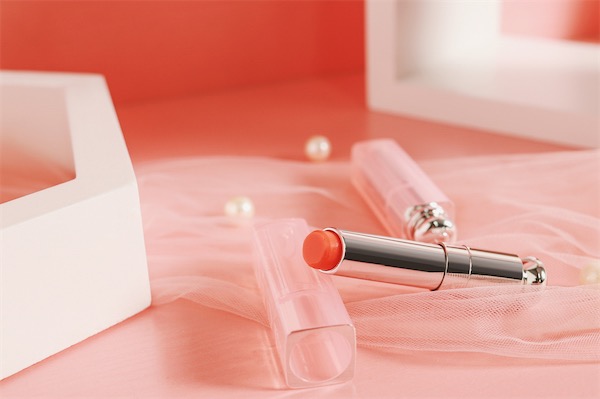 按摩霜和润唇膏有什么区别