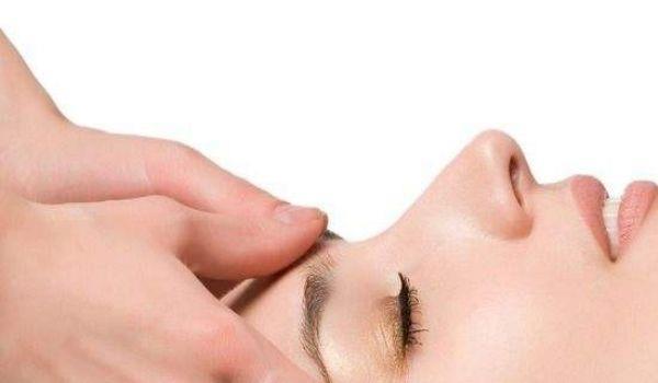 按摩乳怎么使用方法，按摩乳的用法及功效