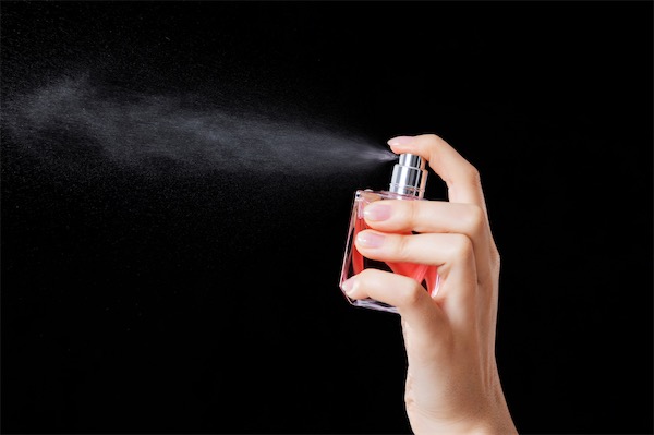 送女生香水代表什么