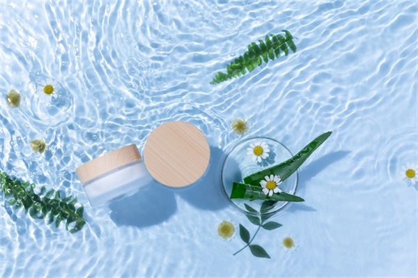 海蓝之谜刚开始用过敏怎么回事