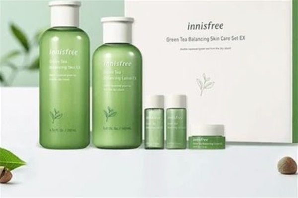 悦诗风吟绿茶水乳致痘吗