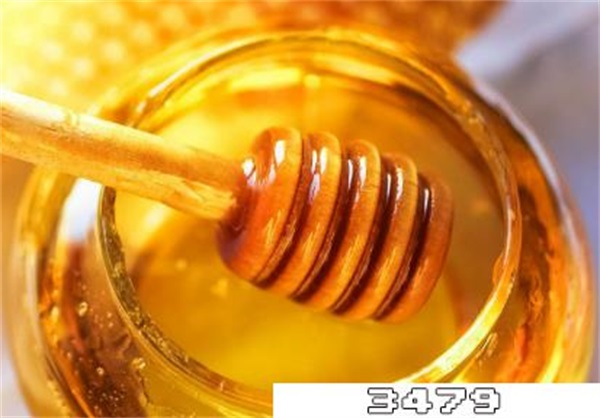 嘴唇干裂可以涂什么东西，嘴唇干裂起皮怎么快速消除