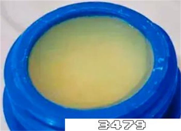 小蓝罐唇膏怎么样，小蓝罐唇膏安全吗