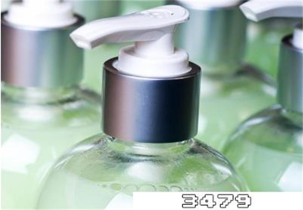 爽肤水和水乳有什么区别，爽肤水和水乳的使用顺序