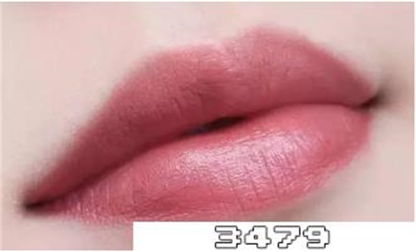 素颜用什么颜色的口红好看，素颜涂什么颜色的口红自然