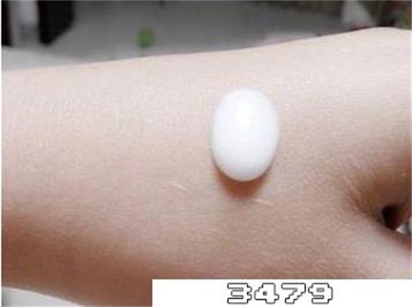 面霜和防晒霜哪个先擦面箱和防晒箱先用哪个