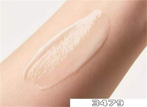 防晒霜可以直接涂在眼睛周围吗