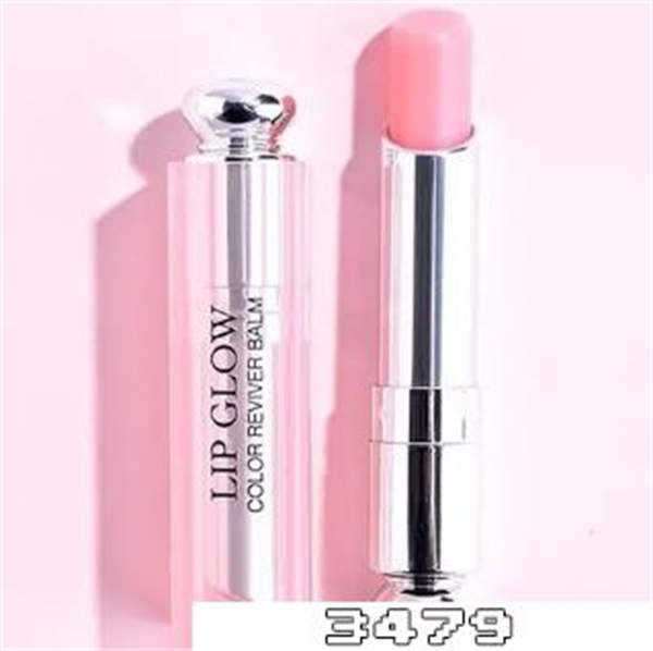 迪奥唇膏001和004哪个颜色好看，迪奥001和004适合什么肤质