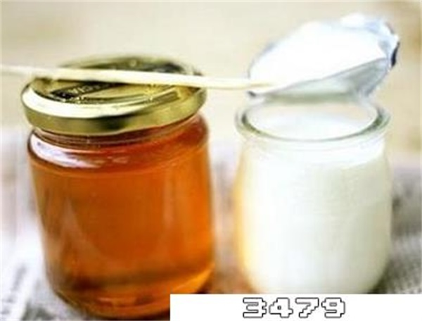 蜂蜜牛奶面膜怎么做美白，牛奶蛋清蜂蜜面膜的功效